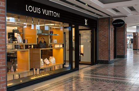 louis vuitton cape town shop.